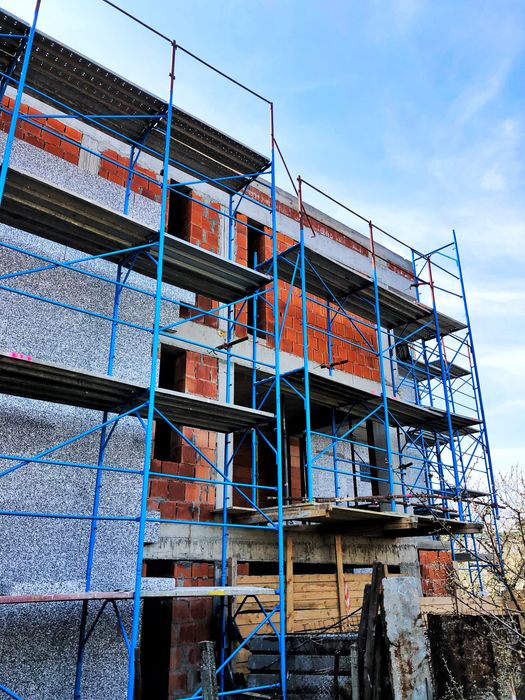 Inchiriez schela metalica ingusta 75 cm