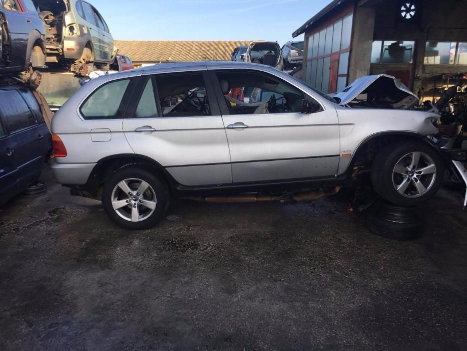 bmw x5 4.4 на части