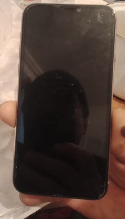 Продам айфон 11про