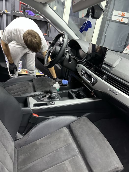 Detailing auto interior ! + curatare canapele , mobilier cu  textil
