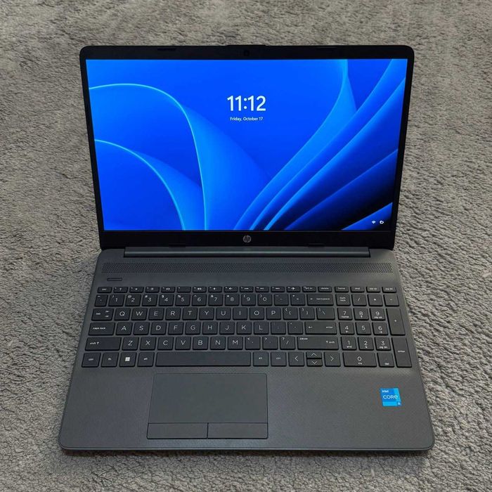 Ноутбук HP 250 G8 | Intel Core i5-1135G7 | M2 256GB SSD | DDR4 8GB