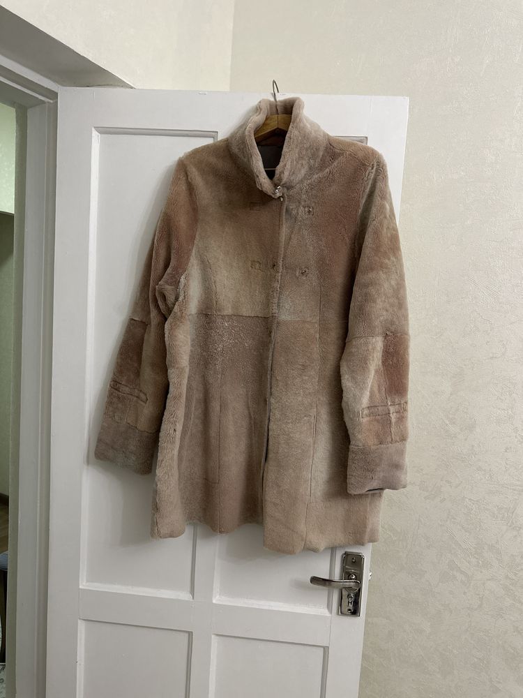 Продам натуральную куртку двухсторонняя