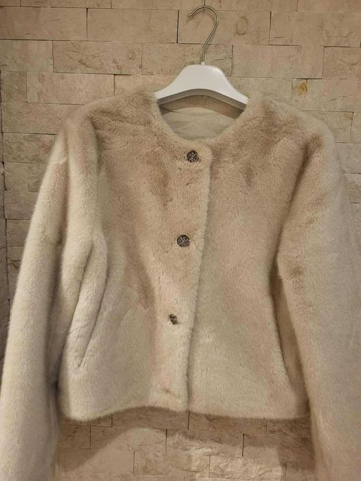 страхотно еко палто