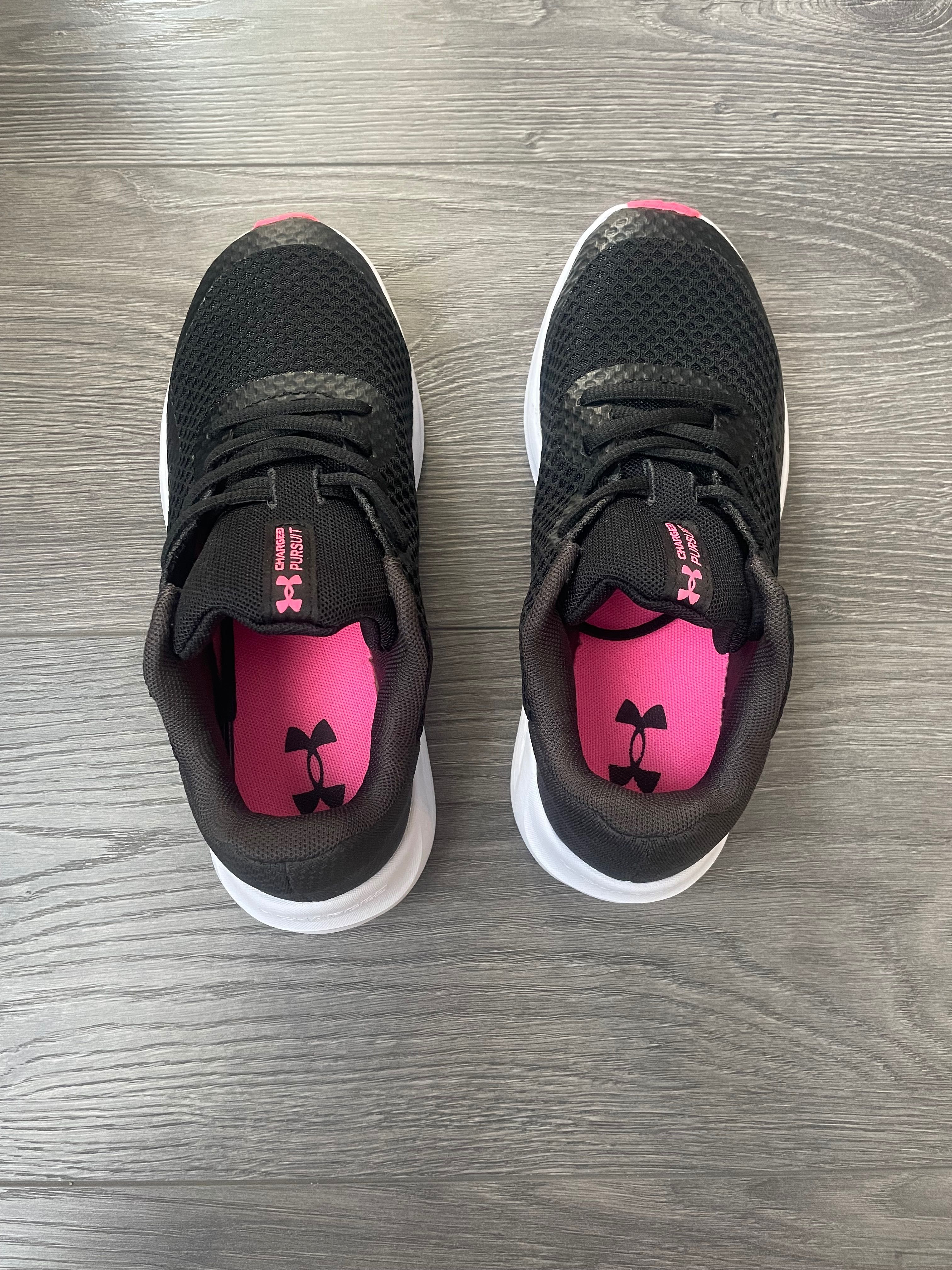 Дамски маратонки Under Armour N36