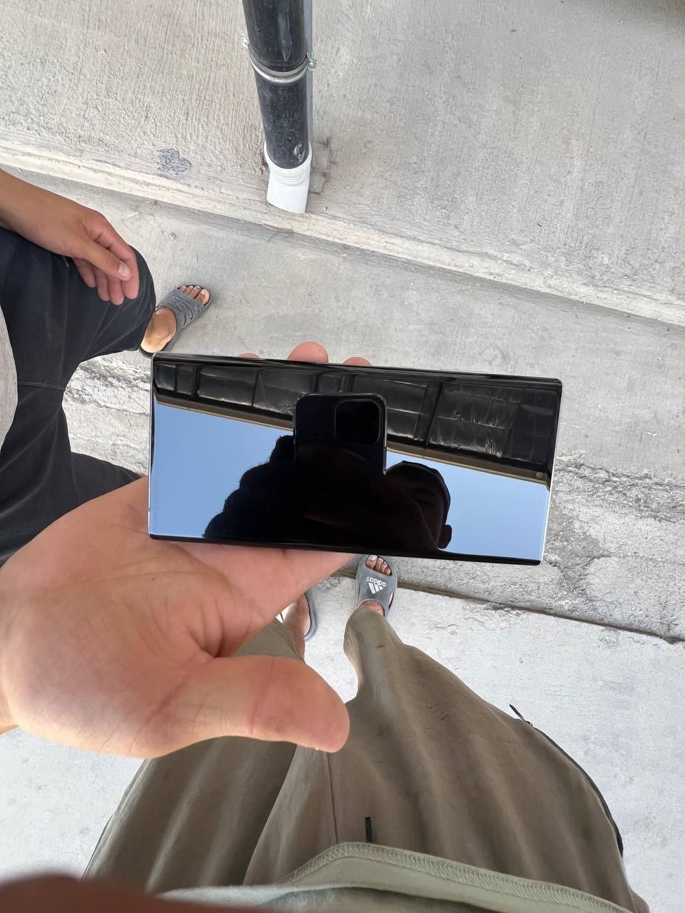 Samsung Note 10+ srochna sotiladi kelishamiz