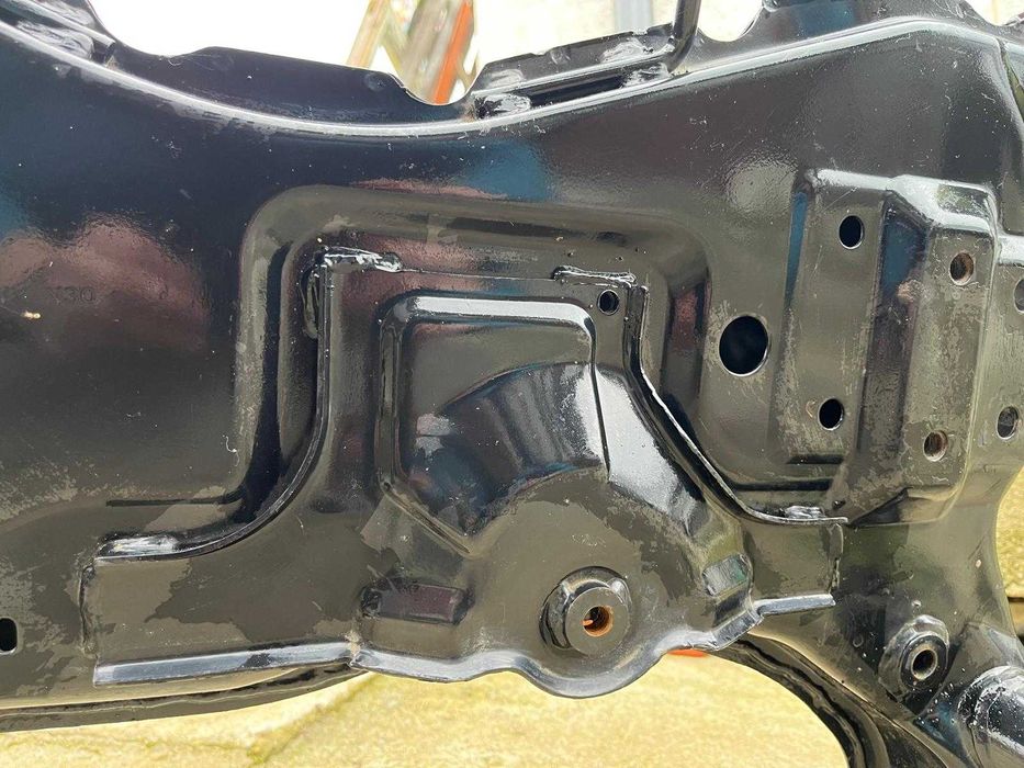 Cadru Auxiliar Față (Jug Motor) - Ford Focus 2/C-Max (Bucșe OEM Ford)