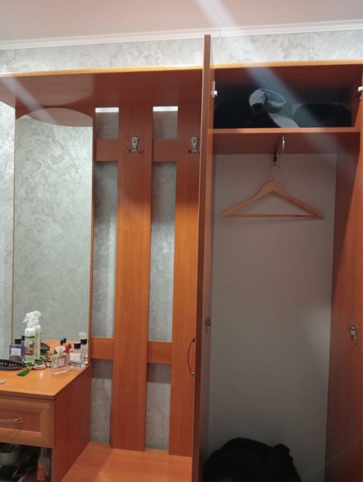 Шкаф в прихожую