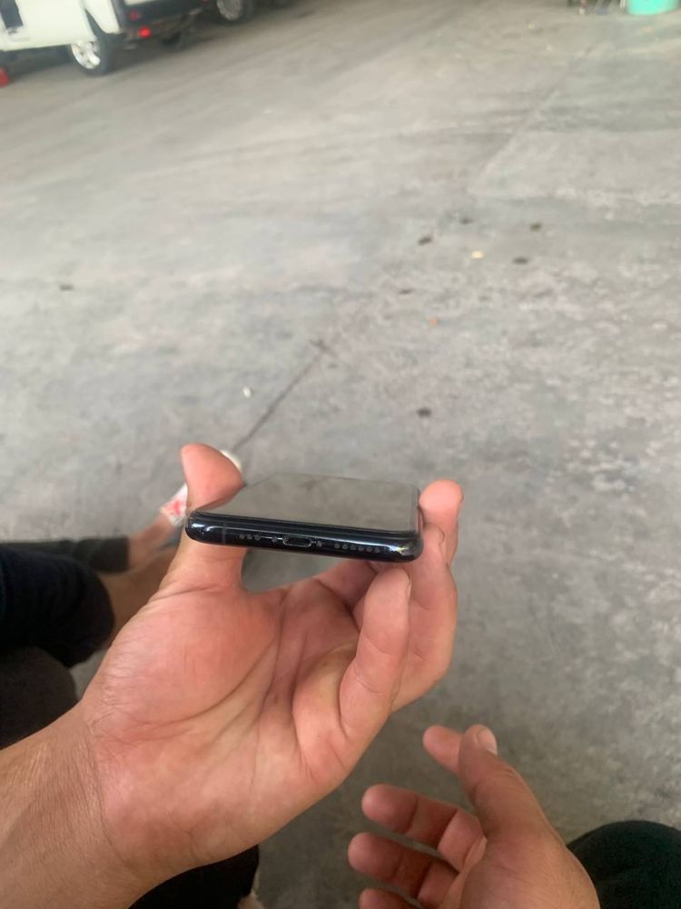 Iphone 11 pro 256 arzon