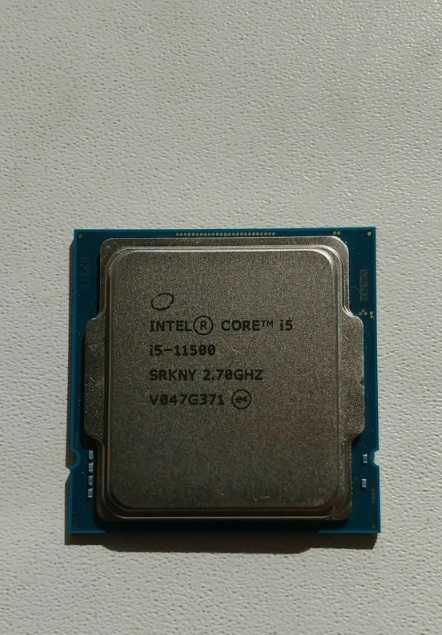 Gigabyte Z590D + i5 11500+ 16Gх2 RGB таймингами