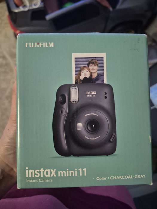 Фотоаппарат instax mini 11 новый