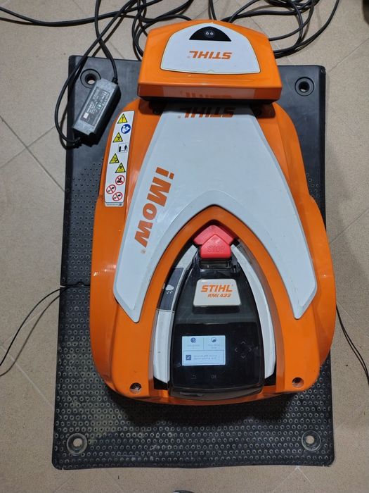 Robot de tuns gazon (iarbă) Rmi 422 Stihl