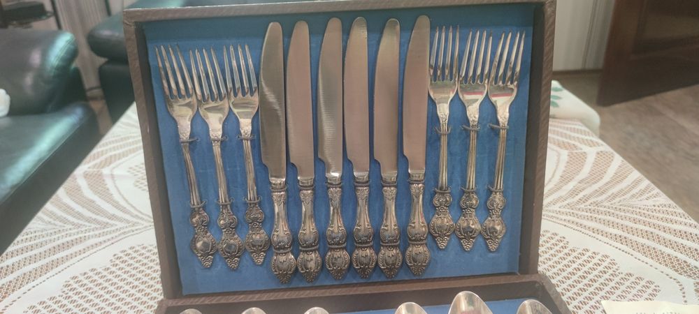 Старинен Аристократичен Руски Комплект Прибори за Хранене