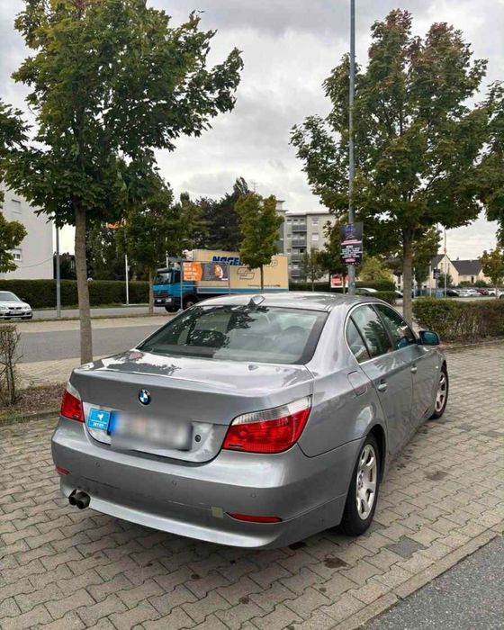 BMW 520i, 2.2 benzină