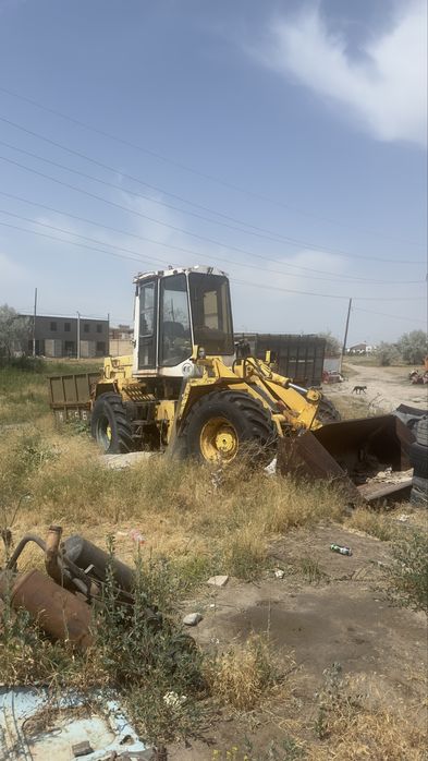 Продам погрузчик Амкодор