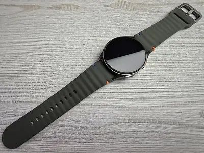Смарт-часы Samsung Galaxy Watch7 44 мм графитовый-зеленый
