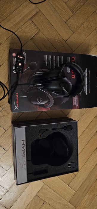 Casti Hyperx Cloud II gun metal