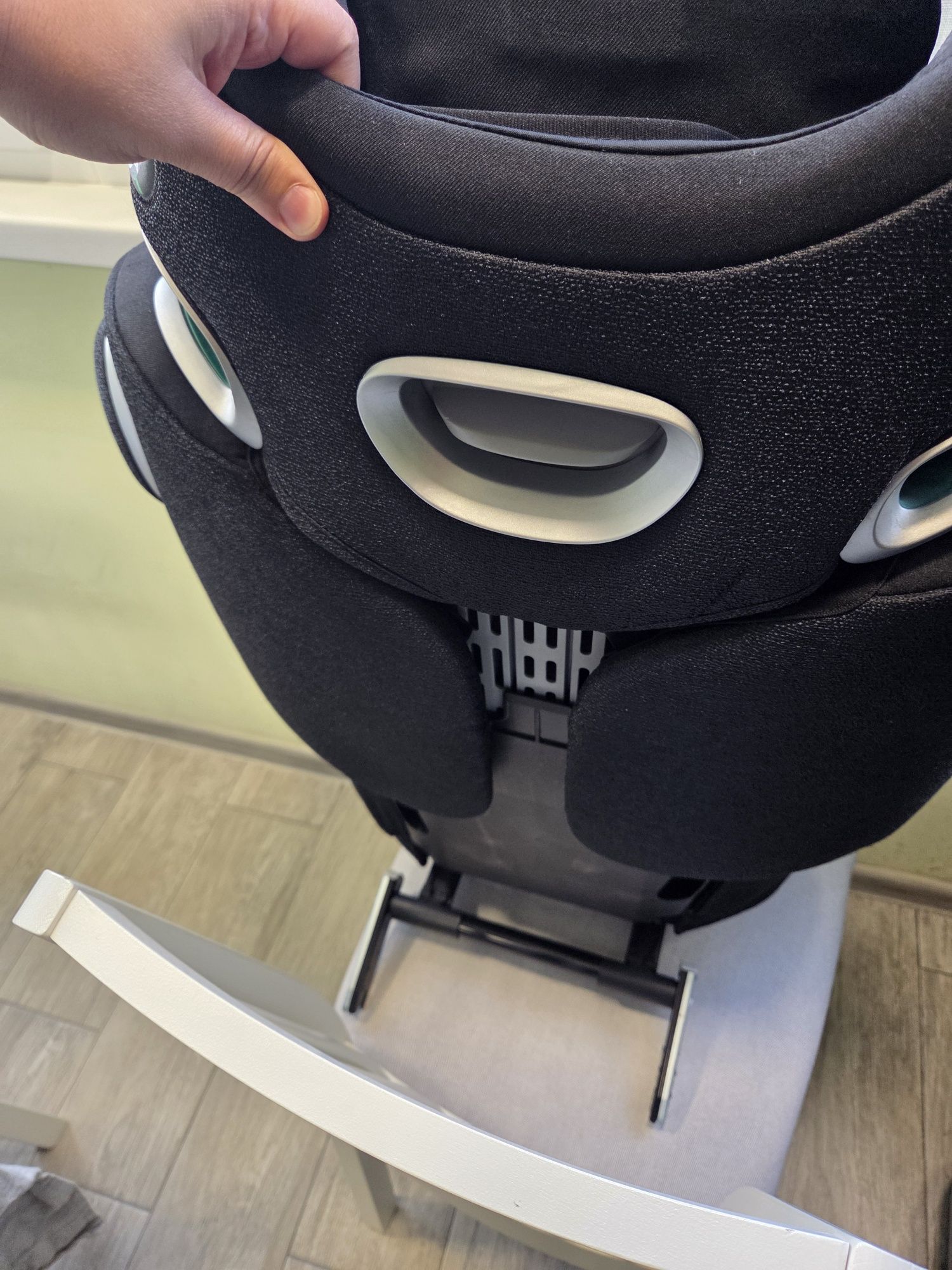 Столче за кола 15-36кг Cybex solution Z i-fix
