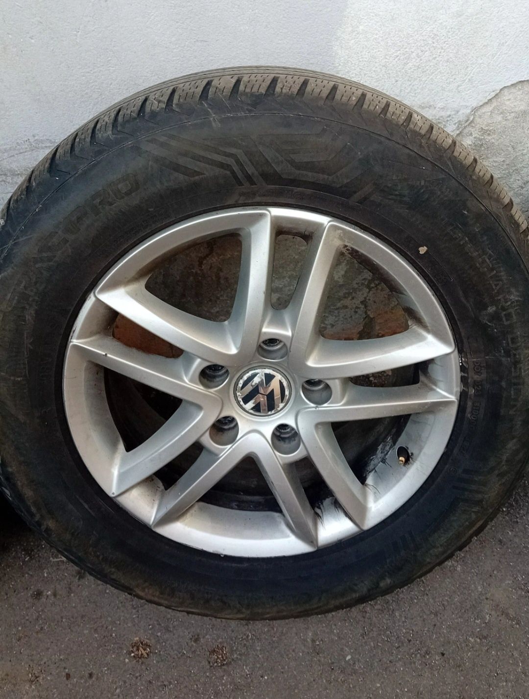 Jante vw tuareg 5x130 17 originale anvelope 235 65 17 M +S bune