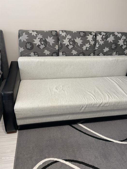 Разтегателен диван