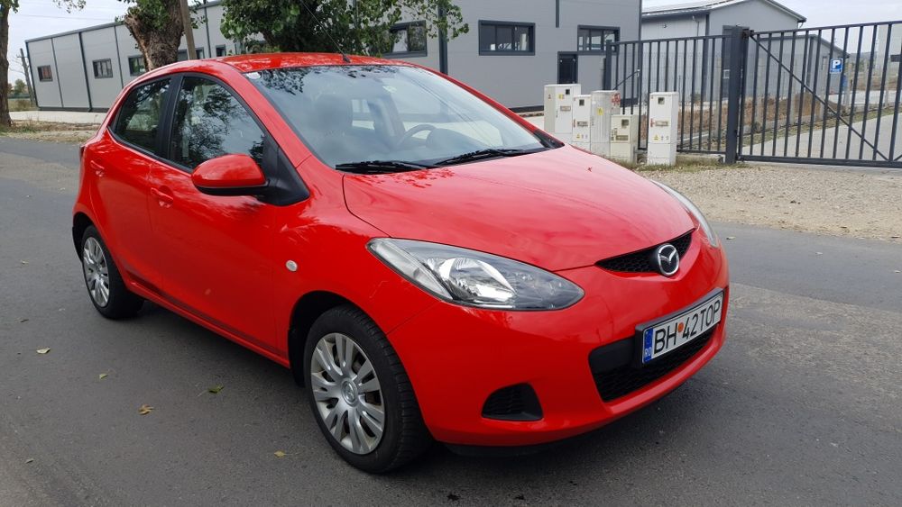 Mazda 2 , 1.3 benzina , 75 cp , An 2010 !