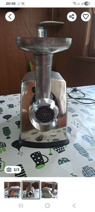 Продаётся мясорубка электрическая