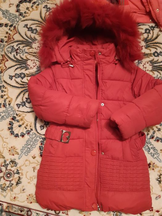 Продам детские куртки зима