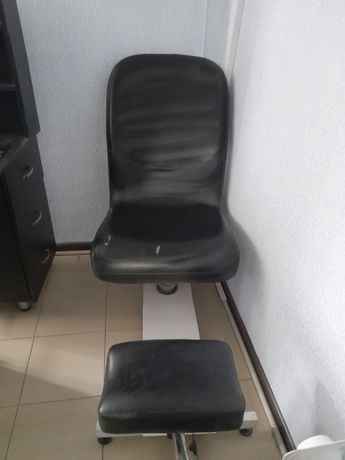 Продам педикюрный кресло