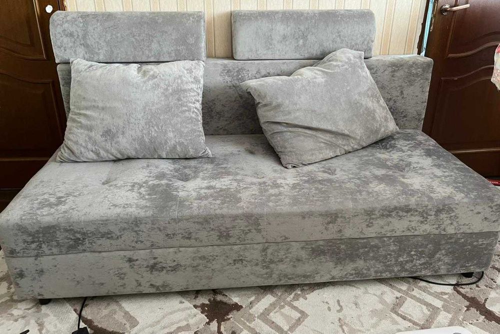 продам диван-тахту за 60000