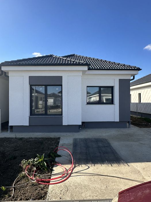 Casă modernă, finisată complet – gata pentru mutare