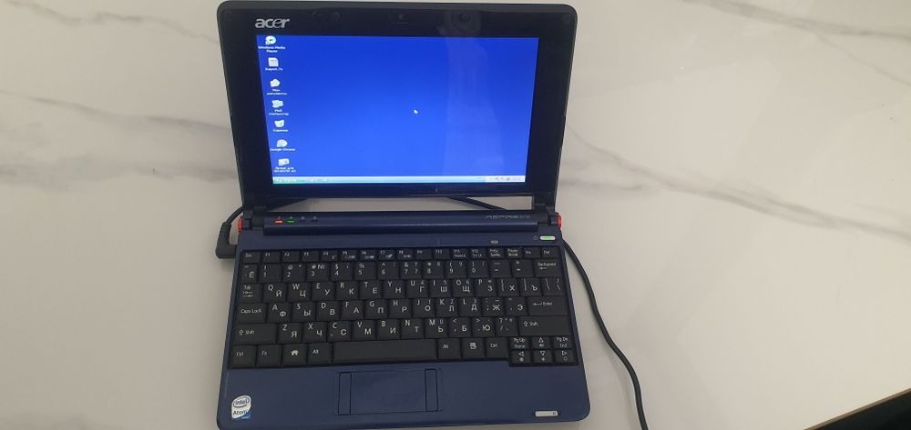 Срочно продам мини ноутбук