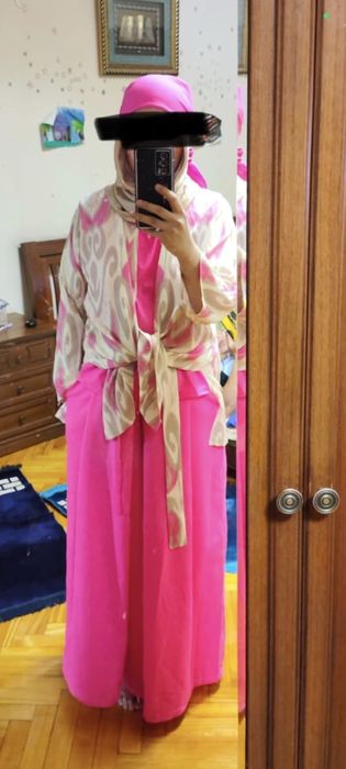 Женский костюм почти новый