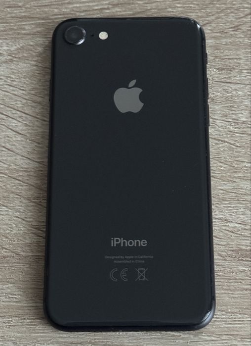 Apple iPhone 8 negru 64Gb stare foarte buna MDM