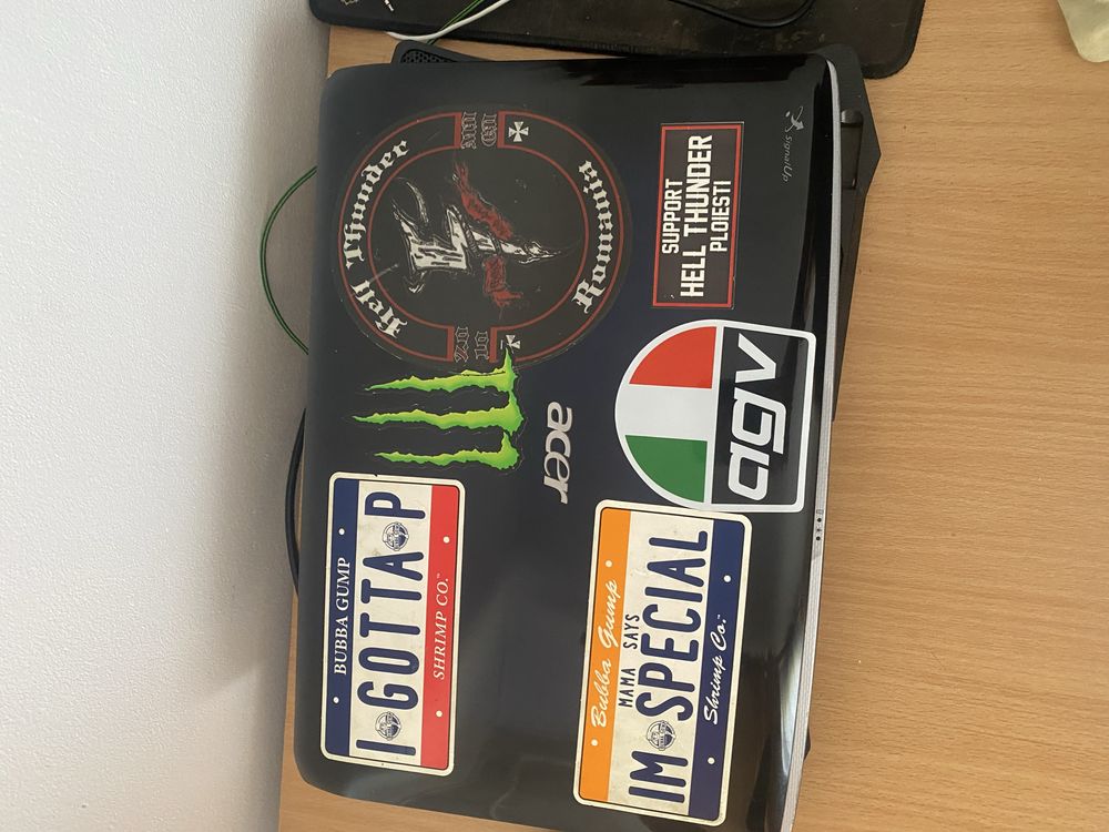 Vand Laptop Acer pentru piese