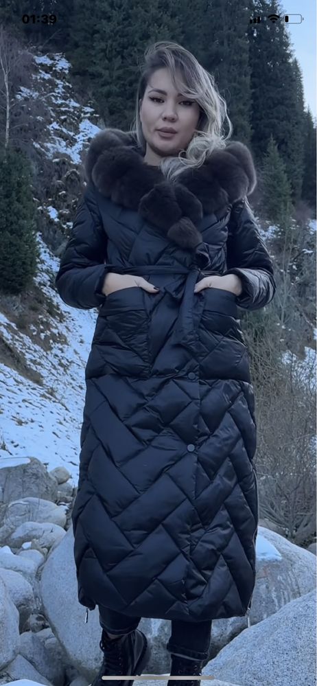 Модный пуховик куртка с мехом .Max Mara қыстық размер L    2014 ж .