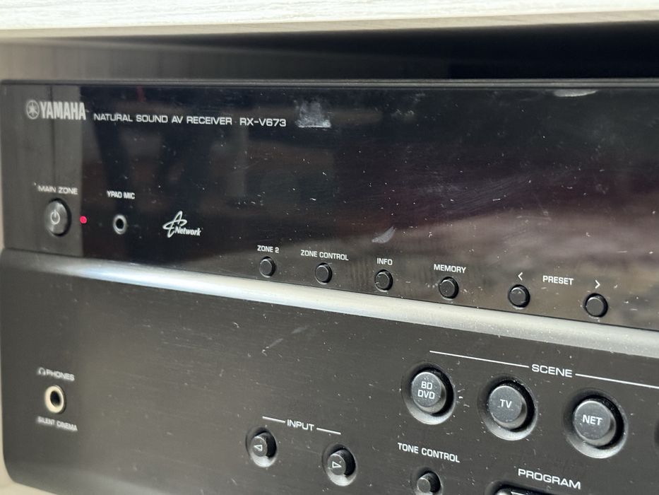 Yamaha RX-v673 - reciever AV