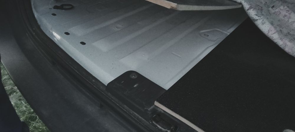 Autoturism Logan Van