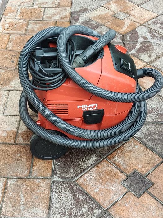 Aspirator HILTI VC 20-U cu auto scuturare că și nou