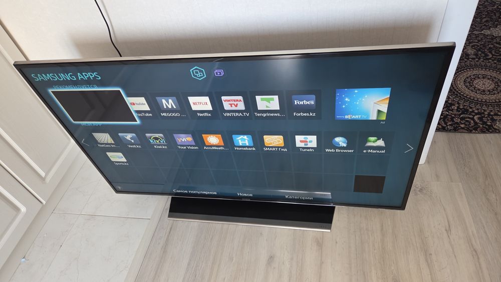 Samsung Smart Tv 50дюйм 127см Диогональ в хорошем состоянии