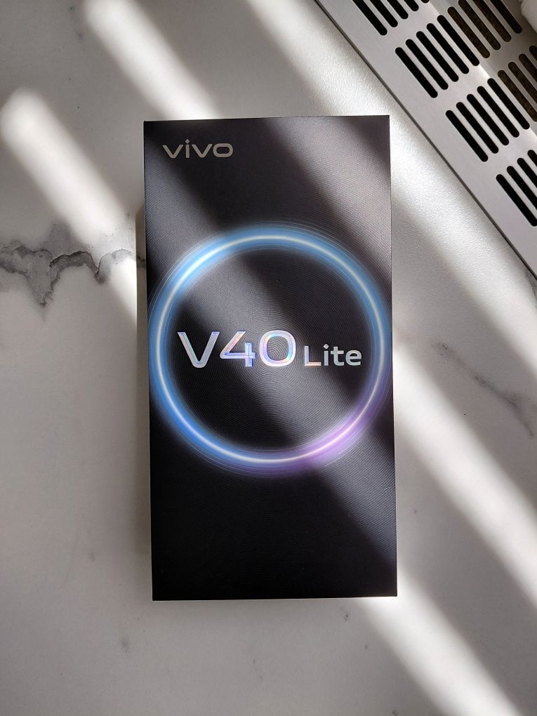 VIVO V40 Lite новый