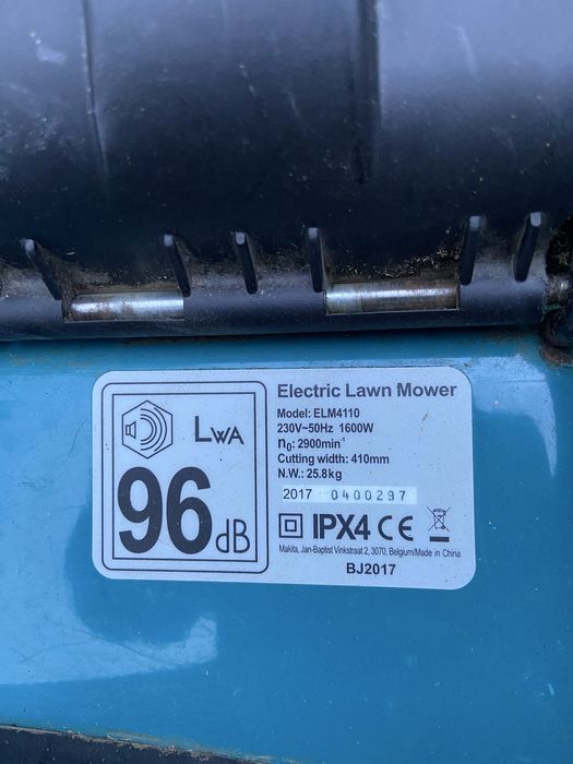 Masina de cosit electrica Makita ELM 4110