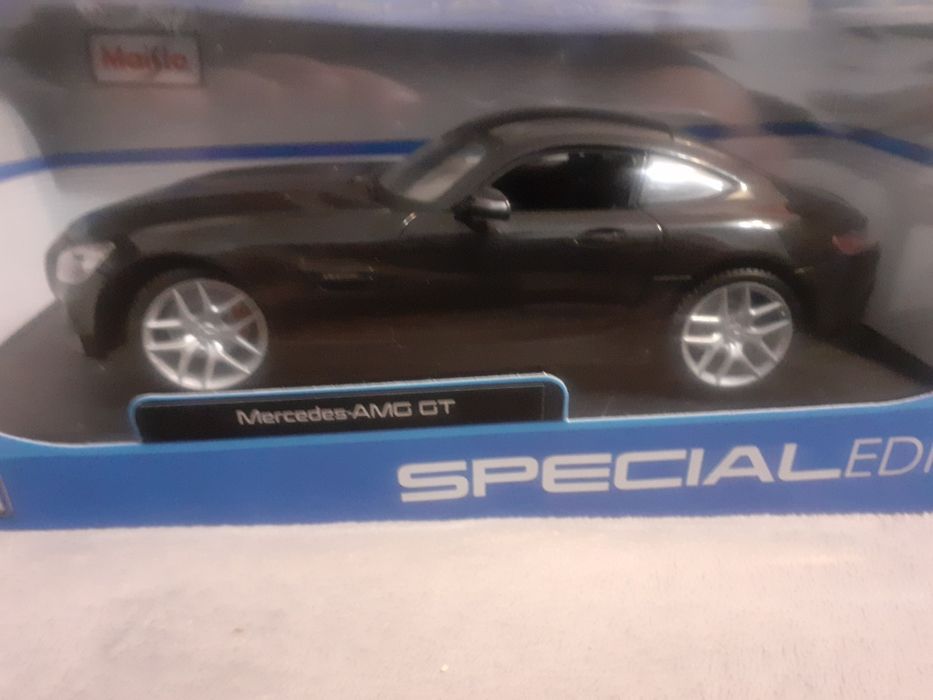 Machete  auto Maisto 1/18 Mercedes AMG GT  AUDI  TTR