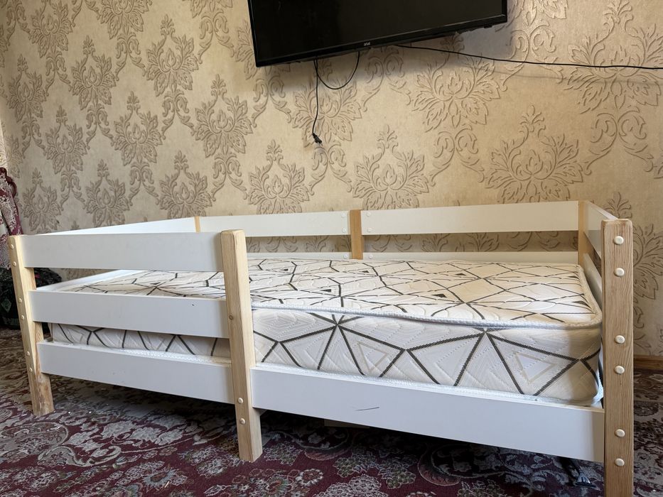Детская кроватька новая