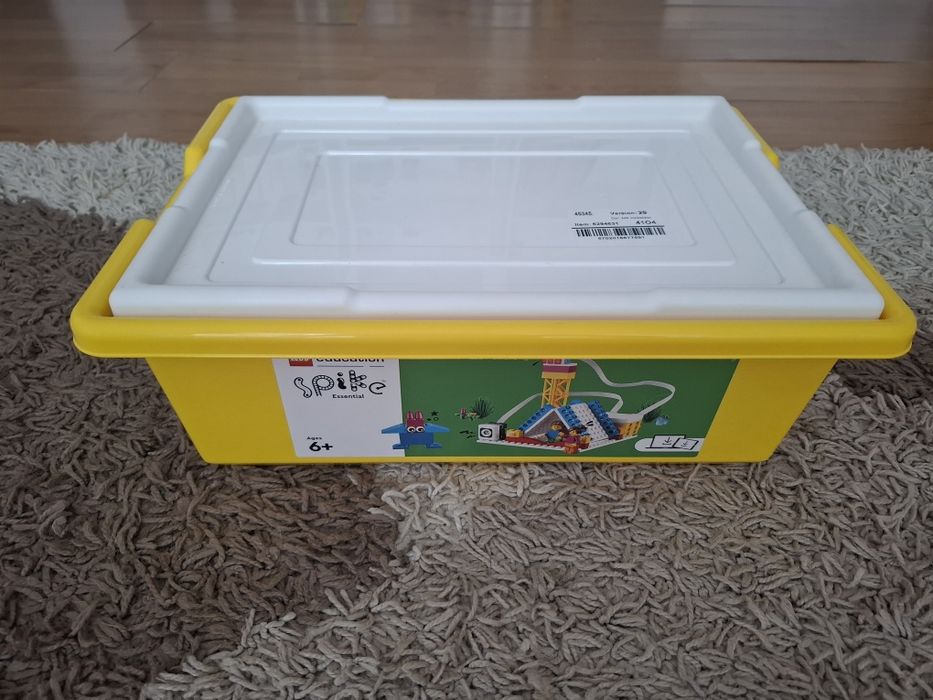 Lego spike essential