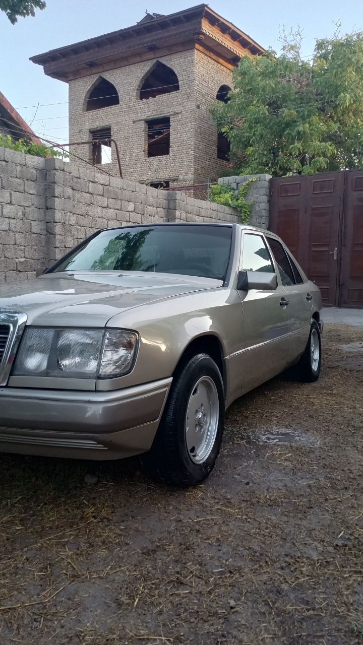 Мерседес w124 e230