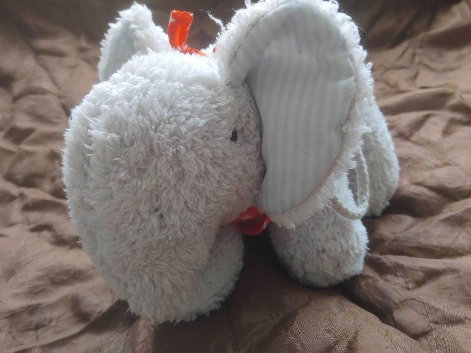 Механична Музикална Играчка Слонче