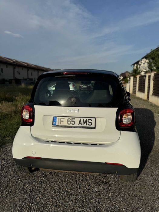 Smart ForTwo Turbo 0,9 litri - 90 CP