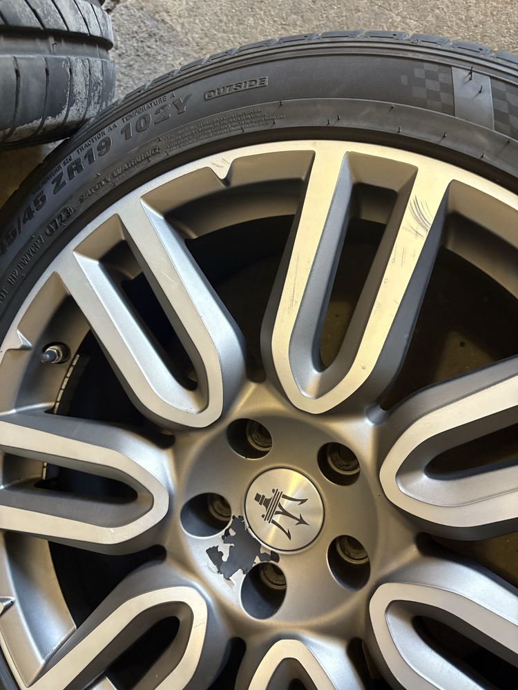 Джанти с гуми за Maserati Gibli 19