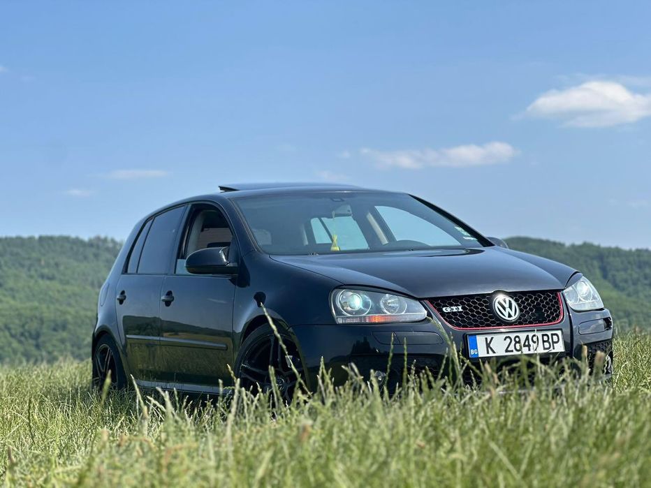 Продавам Голф 5 2.0tdi 140кс. BKD на ЧАСТИ както и Части за други коли