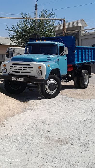 Zil selxozl 554 .