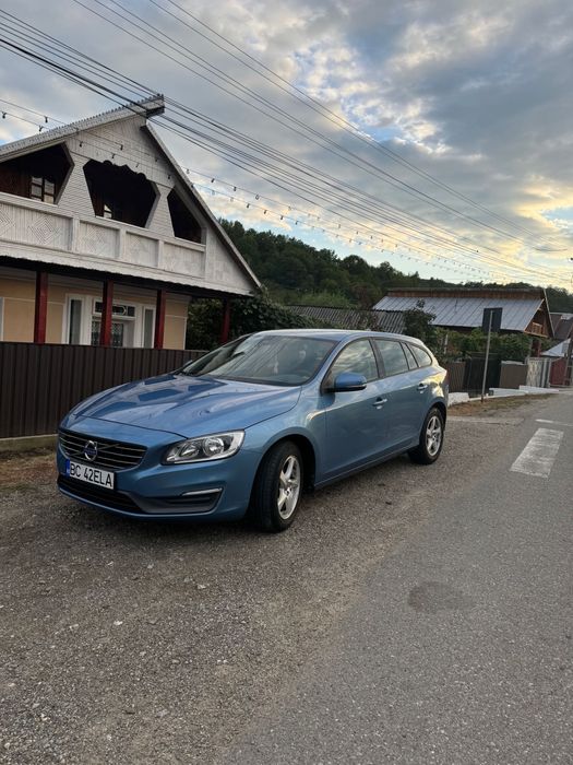 Volvo V60 D2 2014
